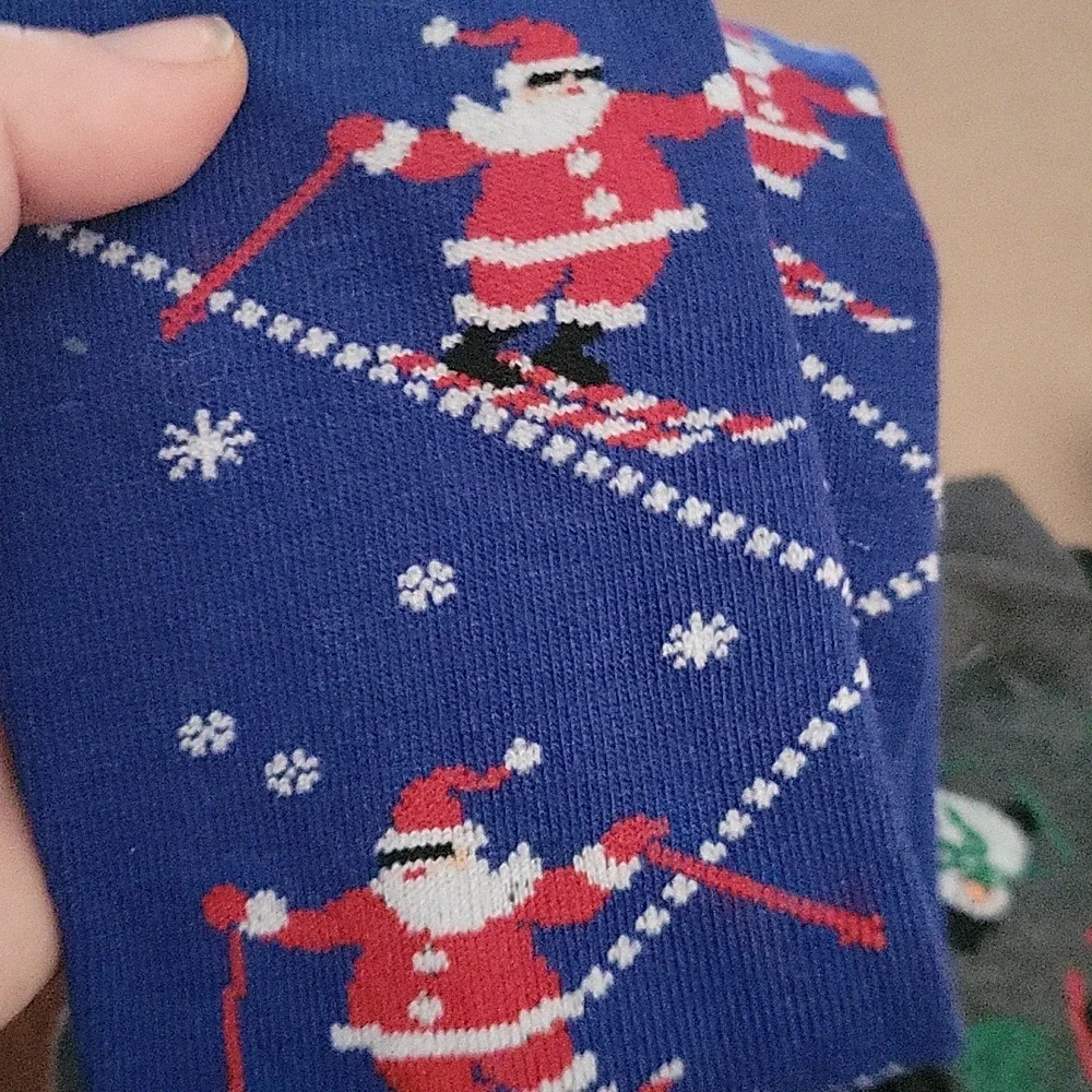 6 Pairs Mens NEW Christmas Socks Elf, Santa Mens 6 -12‎ A44